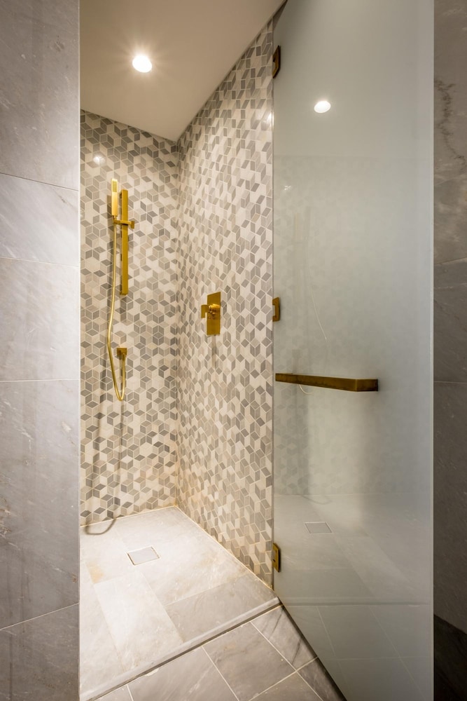 Stylish Apartment at the Five Palm Jumeirah