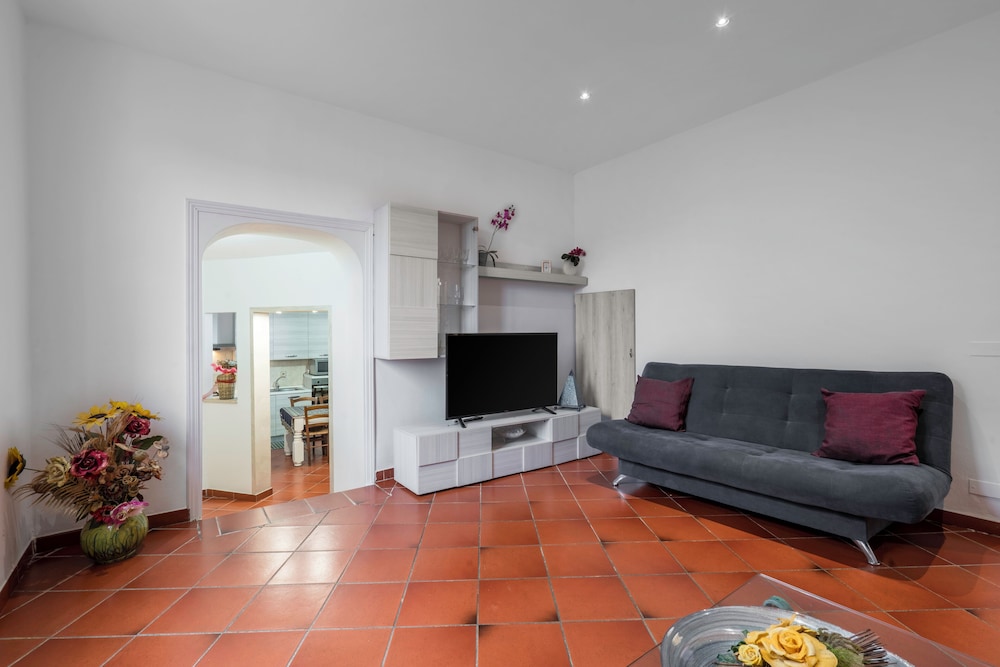 Borgo House In Florentine Hills With Pool