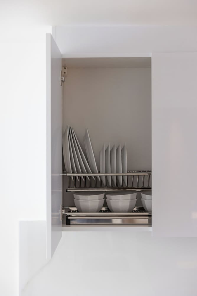 Bright 1BR in Binghatti Corner