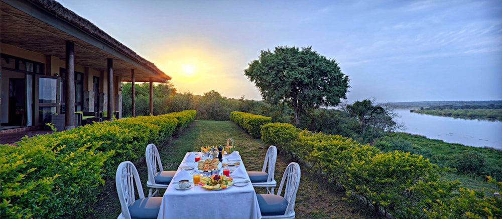 Paraa Safari Lodge