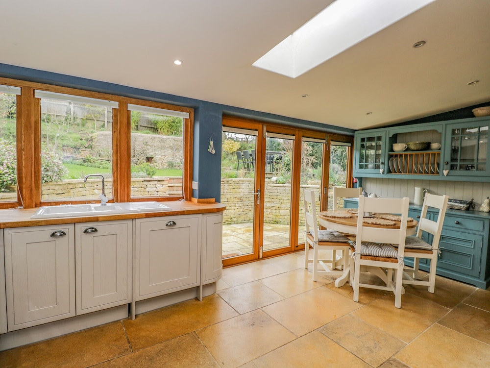 Fox Den Cottage