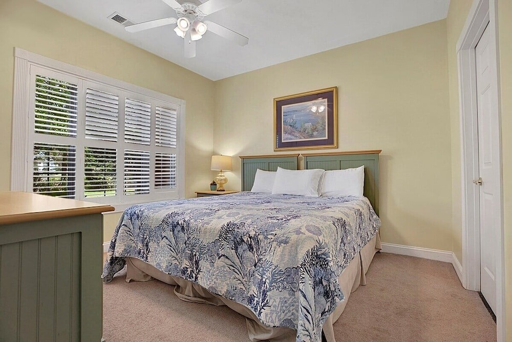 Magnolia North 4880 Unit 101 3 Bedroom Condo