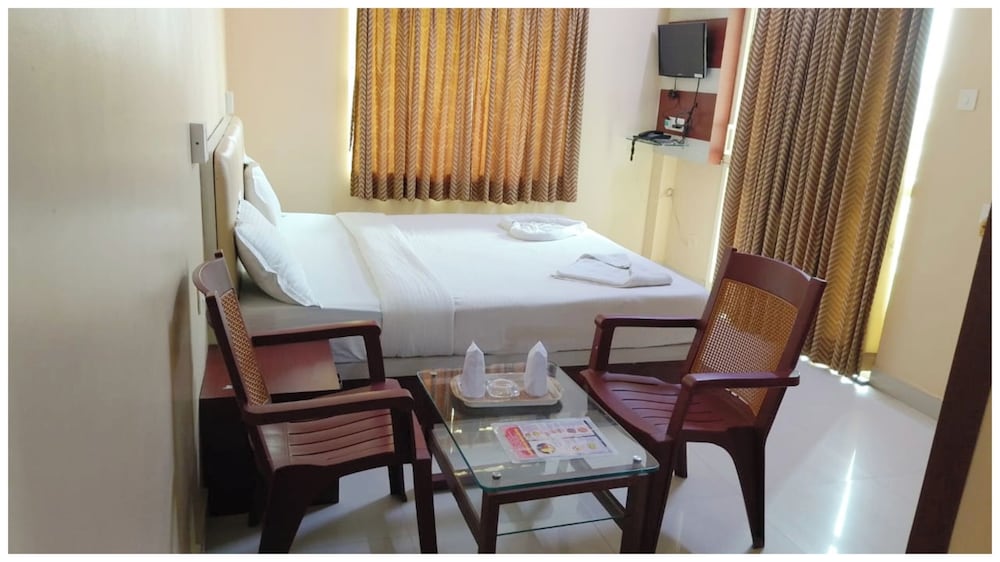 Hotel Golden W Puri