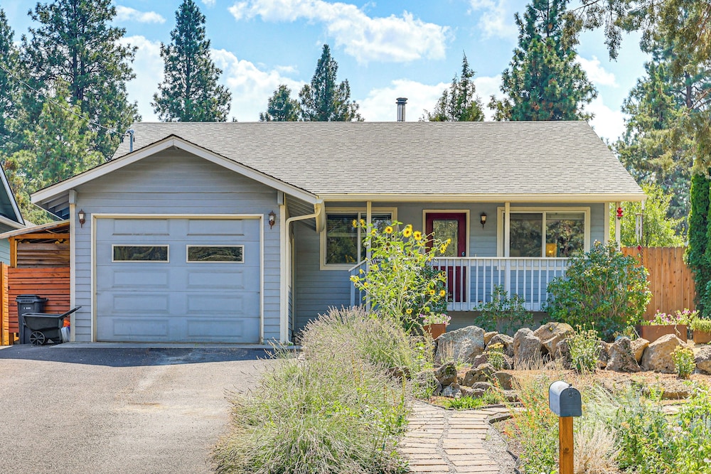 Close to Everything! Quiet Retreat in Bend