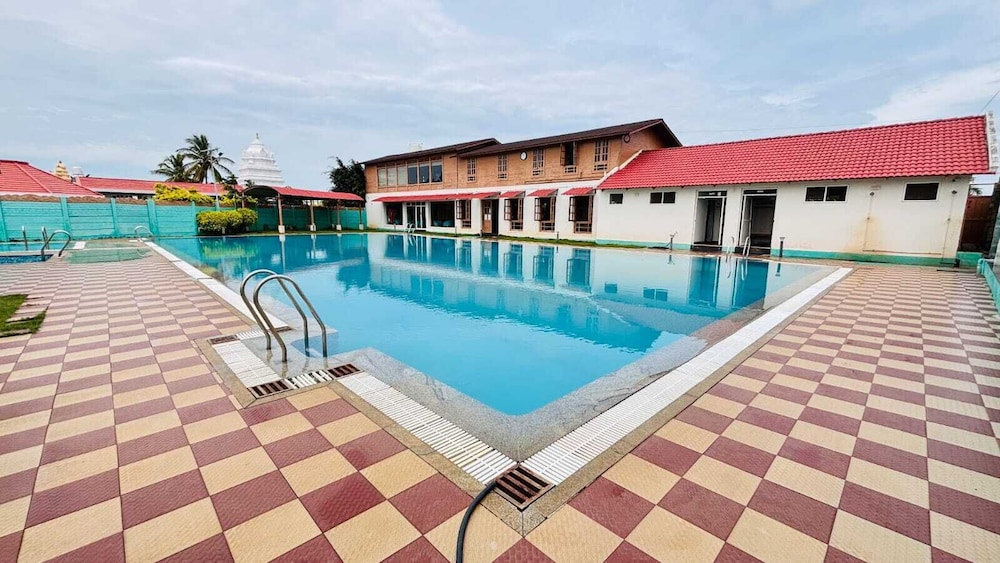 Tranquil Revtree Resort
