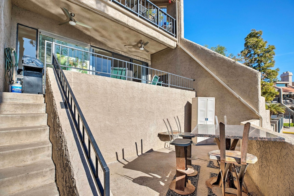 Modern Tempe Condo w/ Pool Access  4 Mi to ASU - Property Image 5