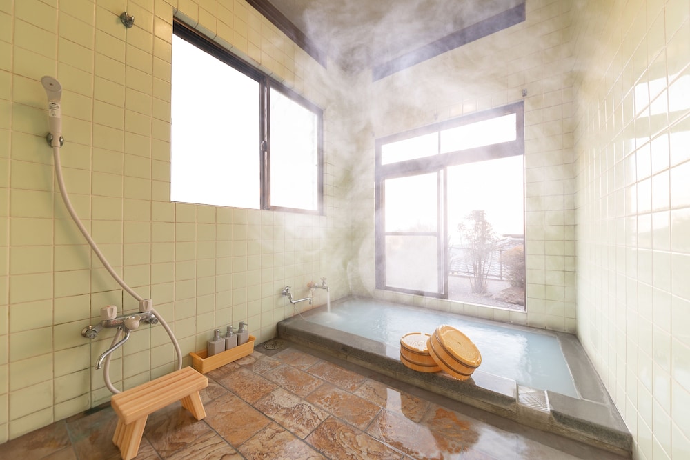 Beppu Onsen Ogura No Yu view 5