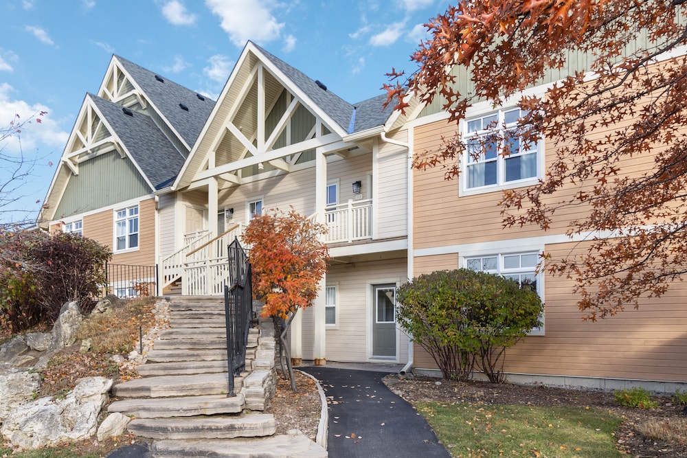 Rivergrass Condos