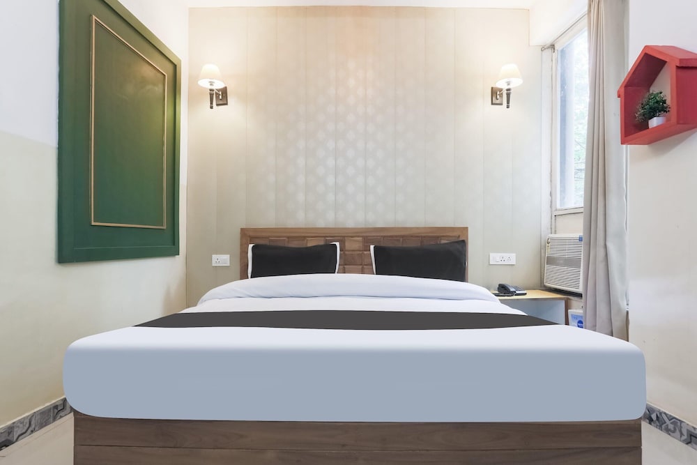 Cozy Stays Near Pacific Mall Rajpur Dehradun