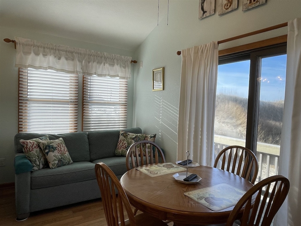 20 Ocean Odyssey Studio Bedroom Condo by RedAwning