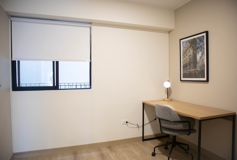 w Majestic 1BR w Modern Pool in Miraflores