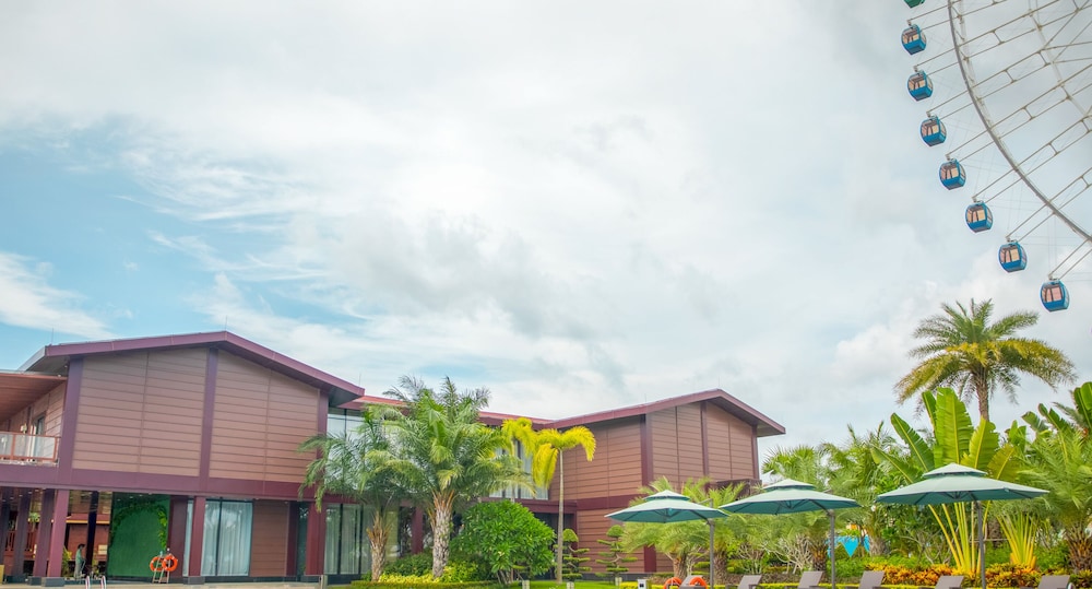 Prince Manor Resort