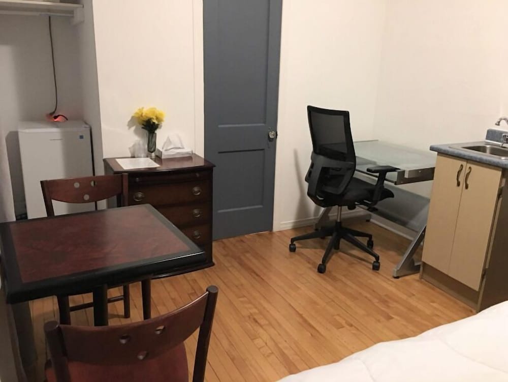 Hotel Mini-4