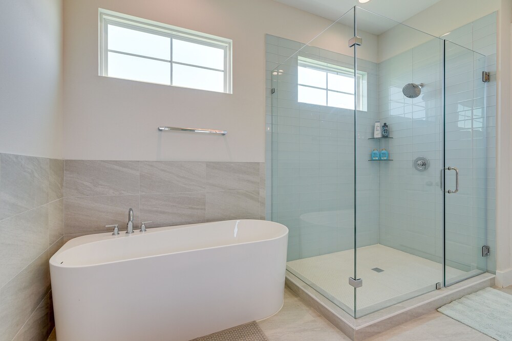 'seas The Day:' Home w/ Pool Access in Galveston