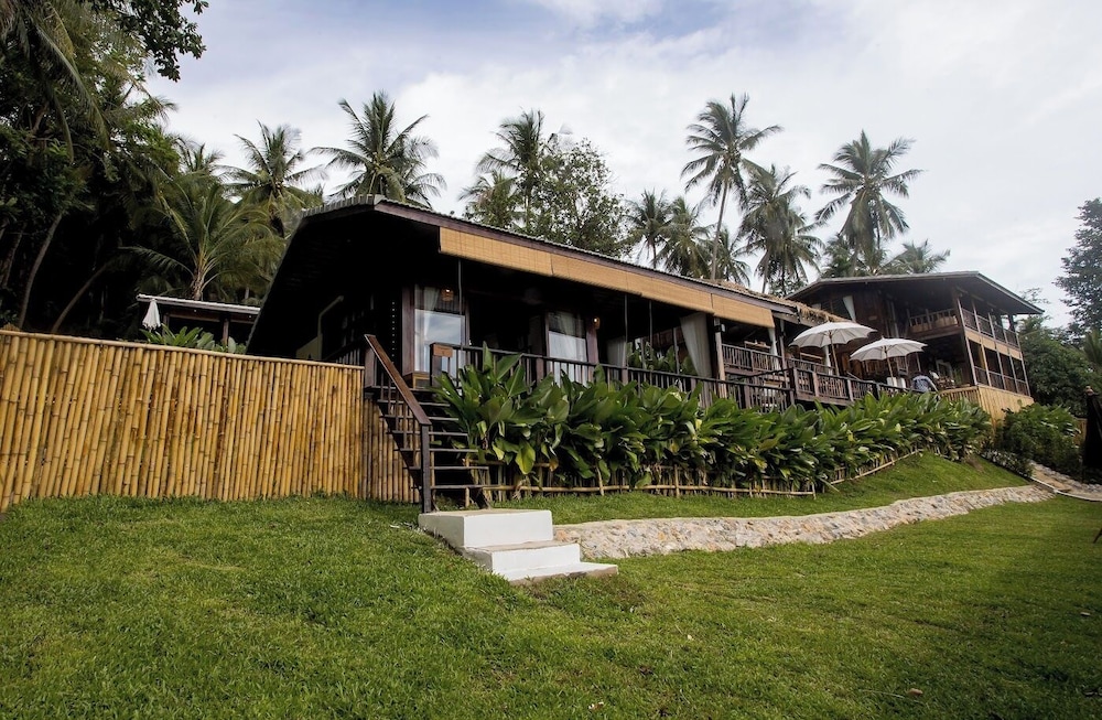 Baan Lhong View Lay