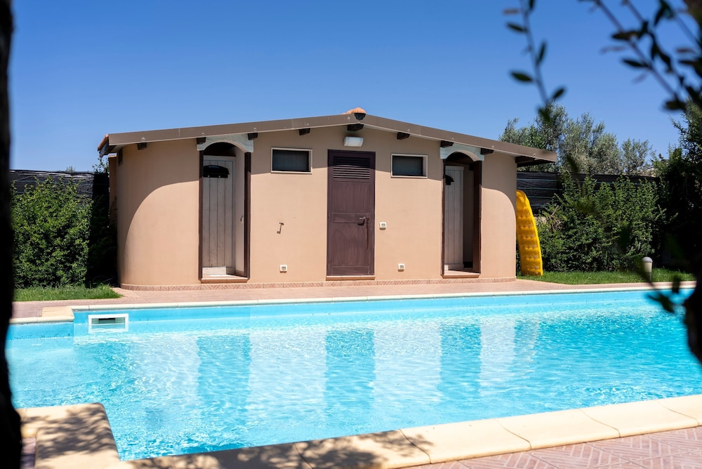L Isola Nell Isola Country House