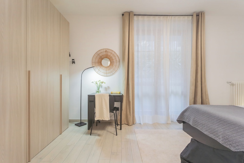 We Lake Como by Rent all Como
