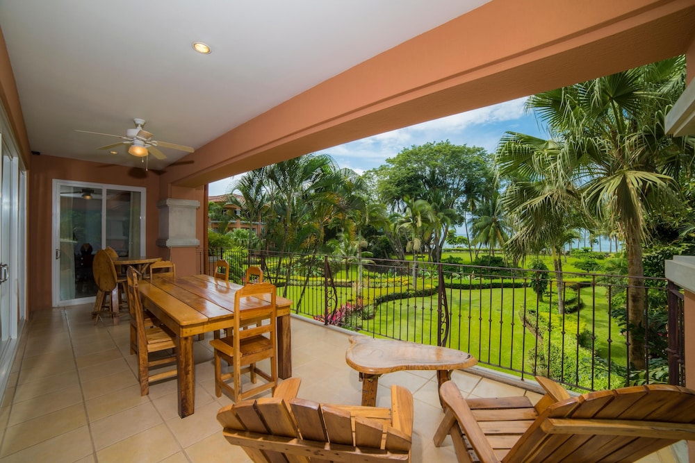 Bay Residence 8C 3 bdr 2 Bath view 5