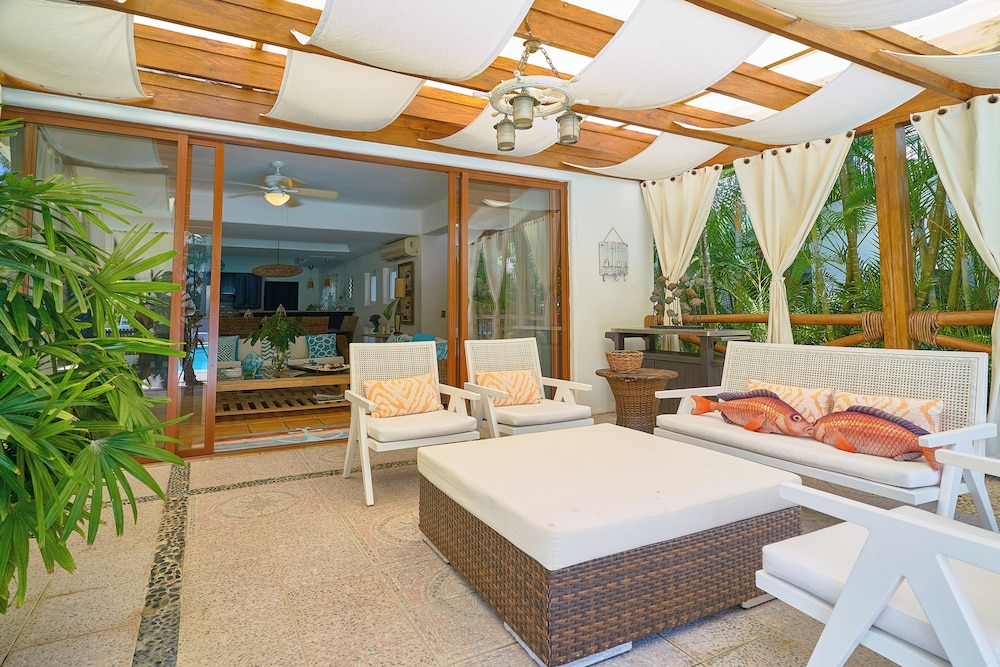 Beach Villa in El Portillo Sleeps 12