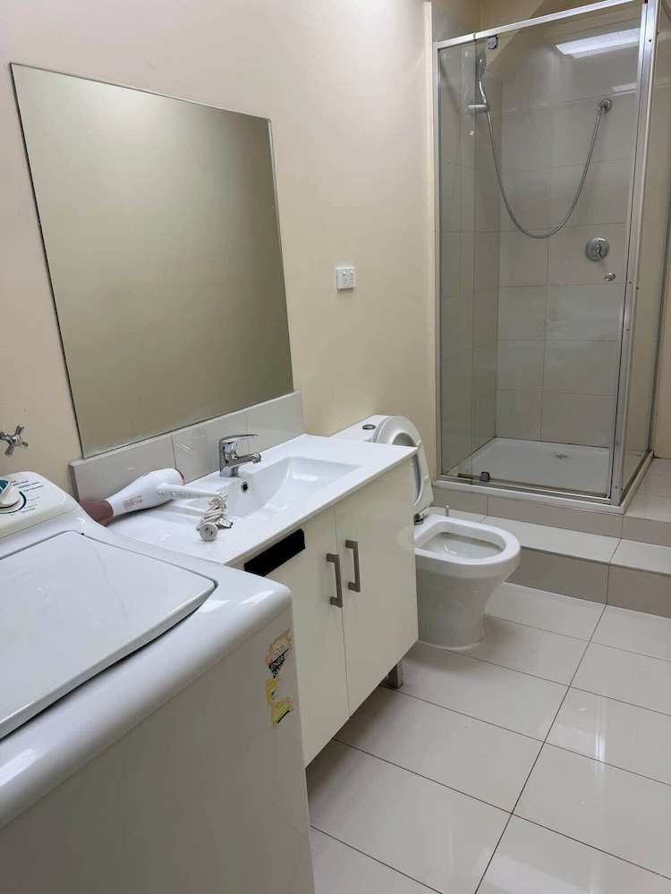 Metawise Charming Retreat at Huntingdale E4