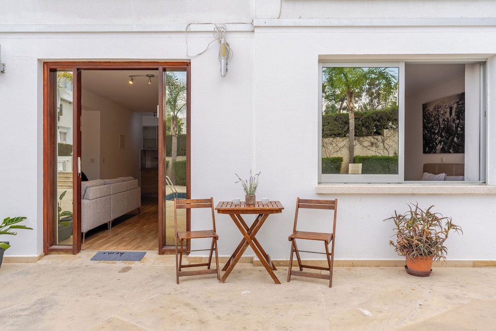YAMAS Urban Living Palatino