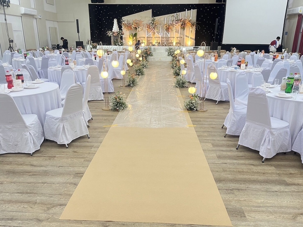 meeting & event spaces