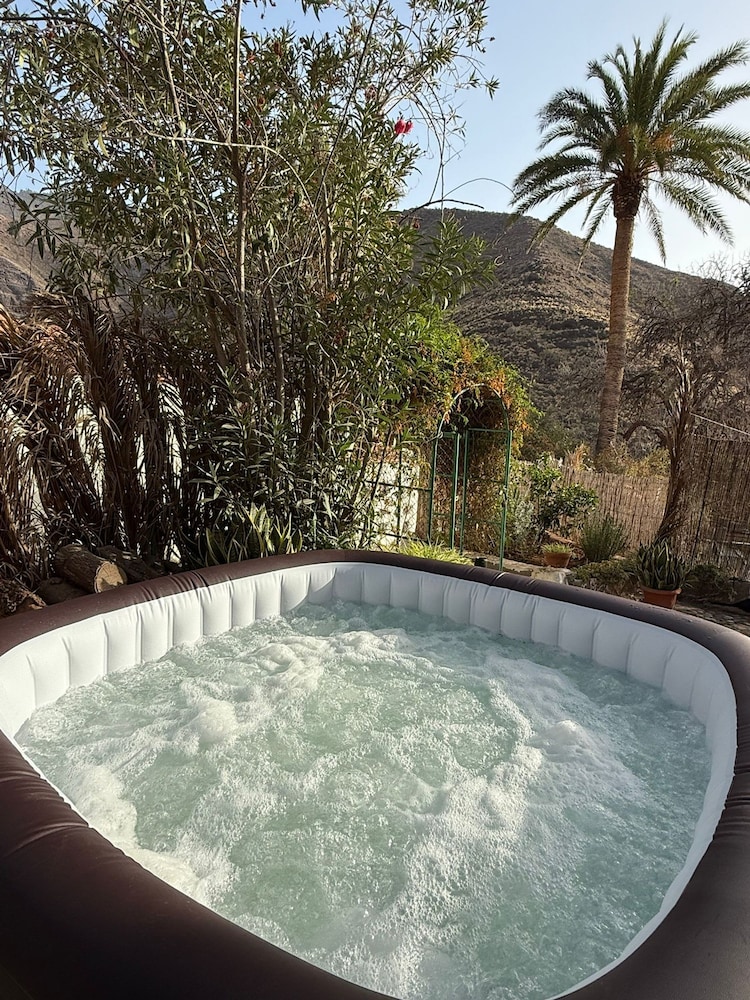 4BR Heaven Close to Nature and Ocean in Quiet Setting