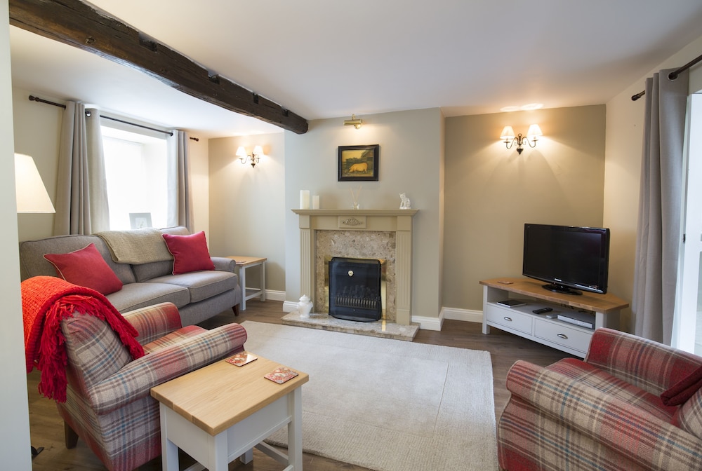 Bramwood Cottages view 2