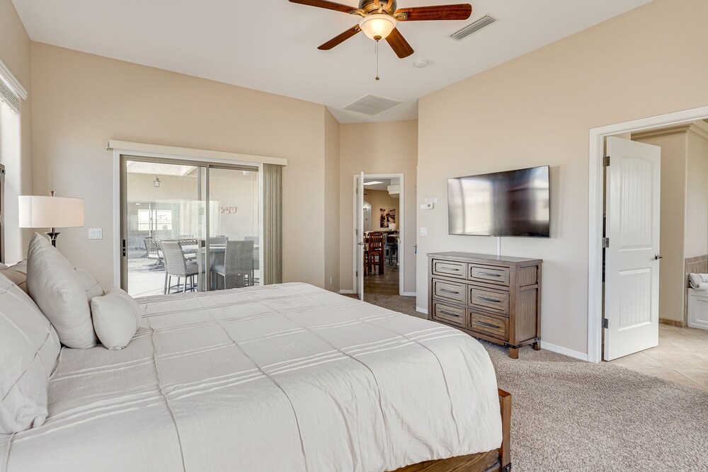 Private Pool & Hot Tub: Lake Havasu City Gem!