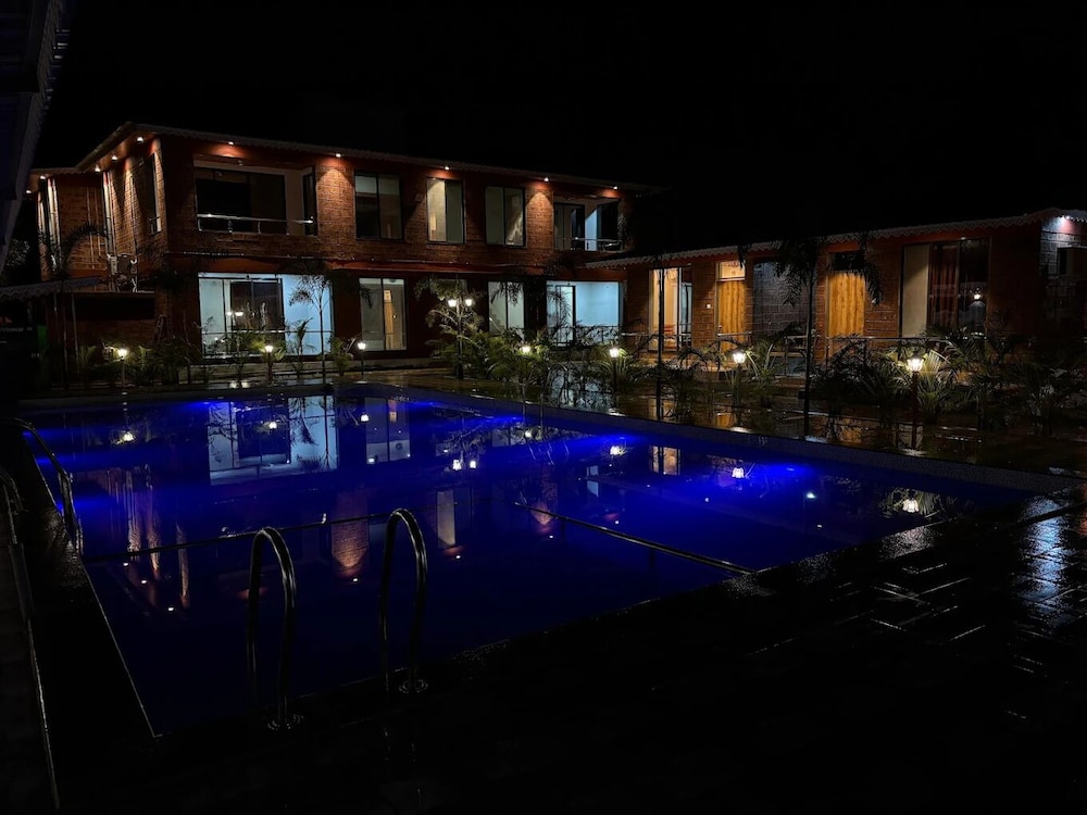 Sandalwoods Resorts