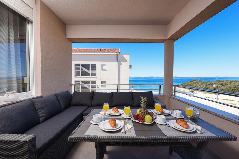 Sunset Beach Suites