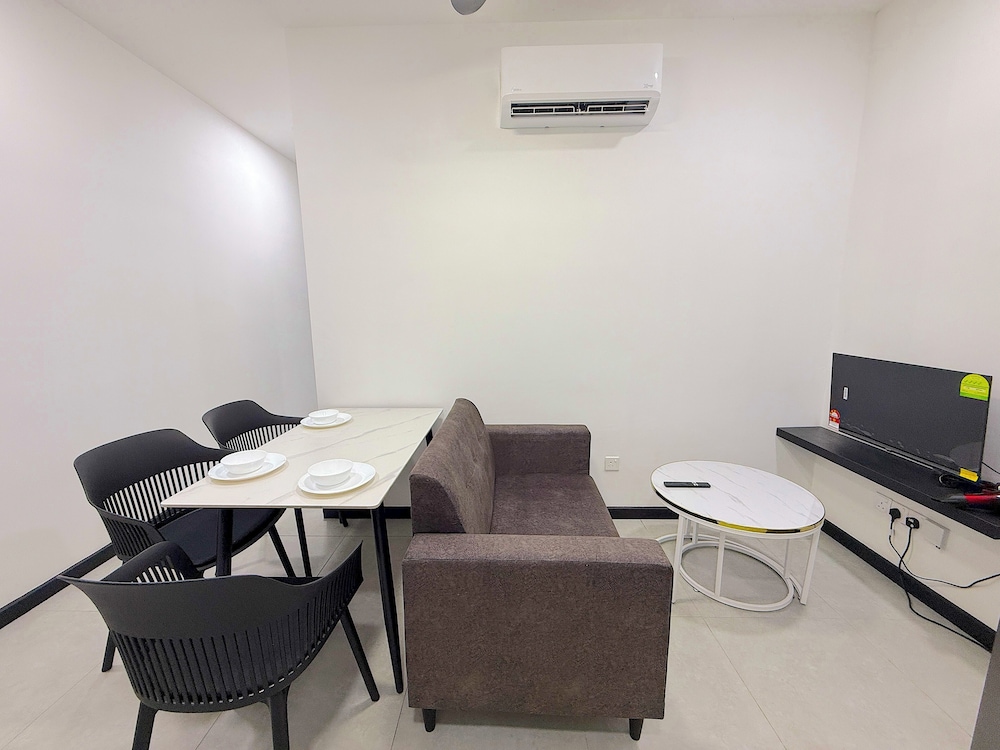 Neu Suites By RASBO Galaxy Suites