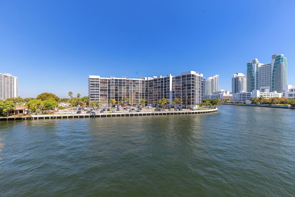 New 3 Bedroom 2 Bath with Water View