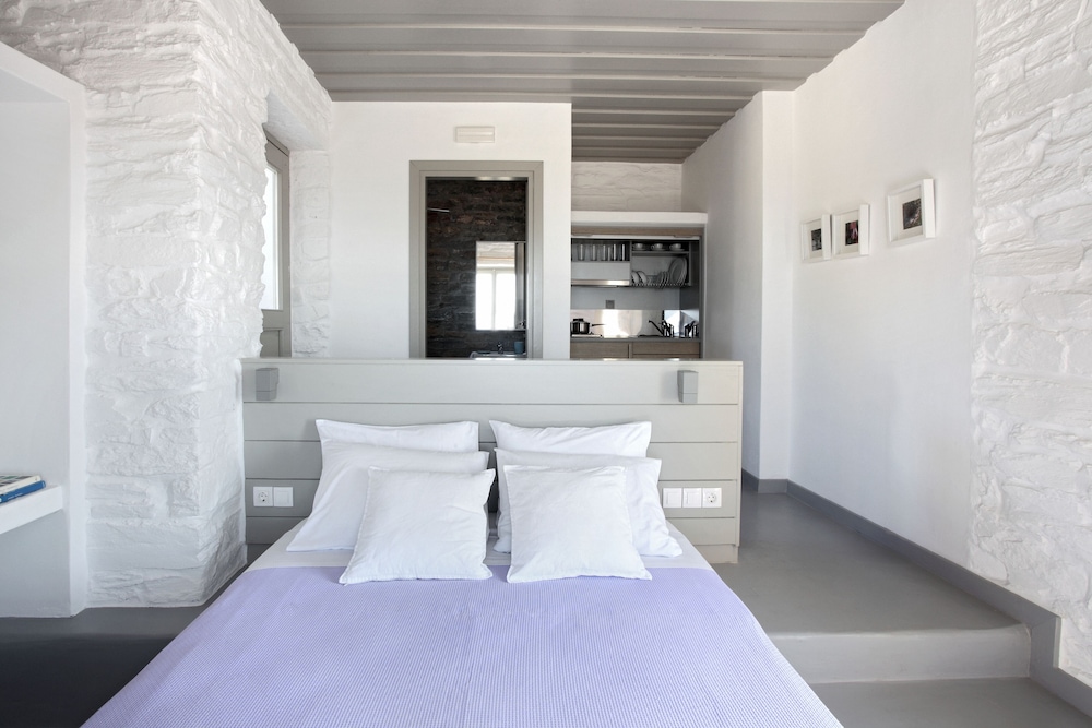 Kea Village Suites & Villas
