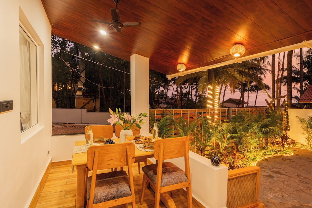 ELIVAAS House of Neptune 1 BHK Boutique
