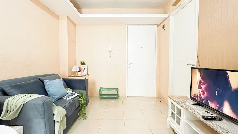 Good Deal And Homey 2Br Apartment Bassura City Near Mall