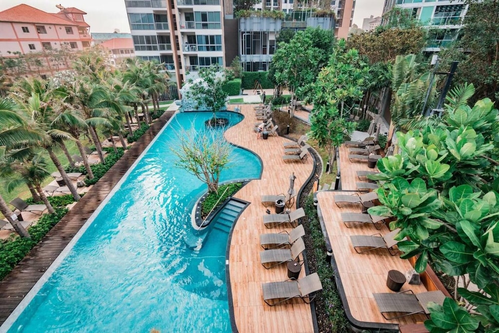 Sea View High Floor 2 Bed Room-excellent Location