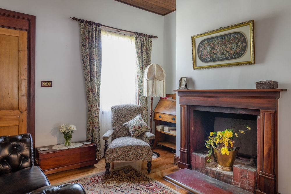 Bridge Cottage