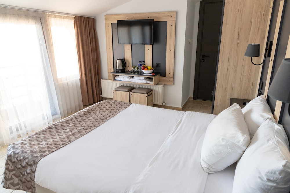 Galley Hotel