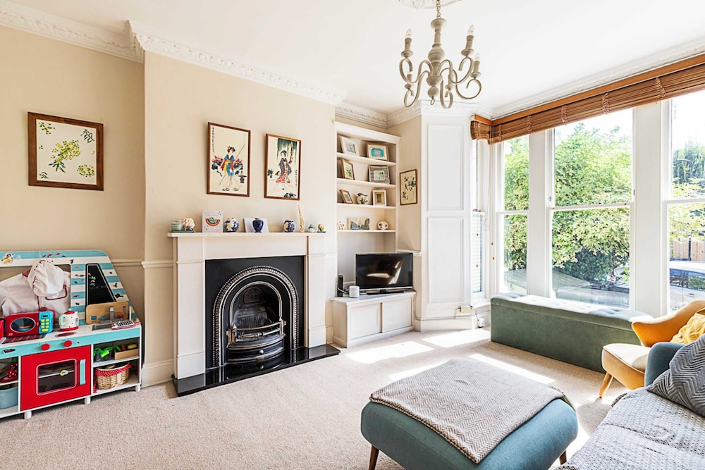 Charming London Retreat