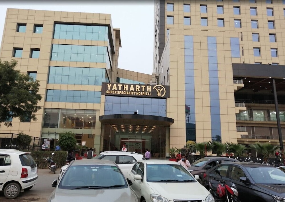 Lime Tree Hotel & Stays Greater Noida Nearby India Expo Centre & Mart