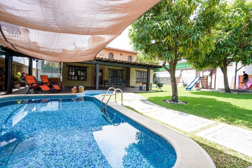 Family house in Oaxtepec Pool & Hot tub