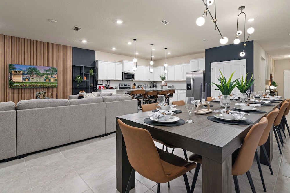 Unforgettable Family Luxury 9BR Villa