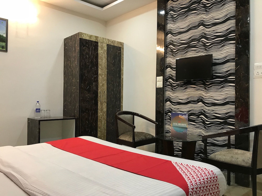 OYO 15771 4 Season Hotel view 5