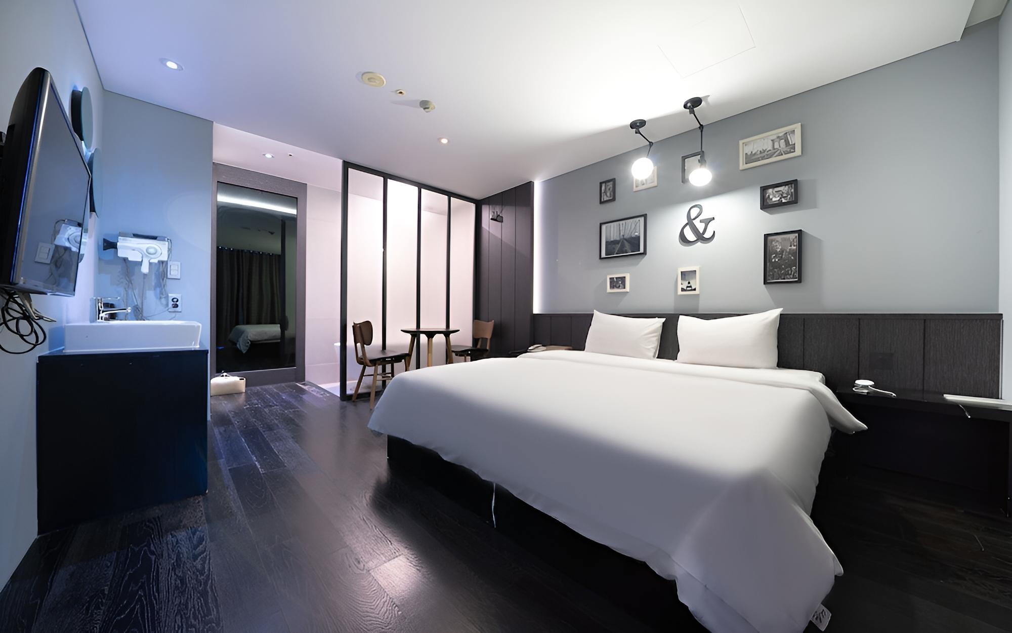 Incheon Ali Suite Hotel