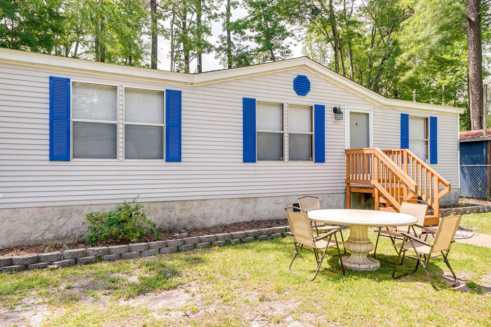 Cozy Supply Vacation Rental w/ Yard: 2 Mi to Beach view 5