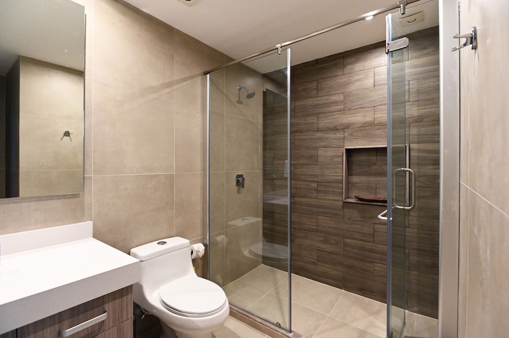 Solea 406 view 4