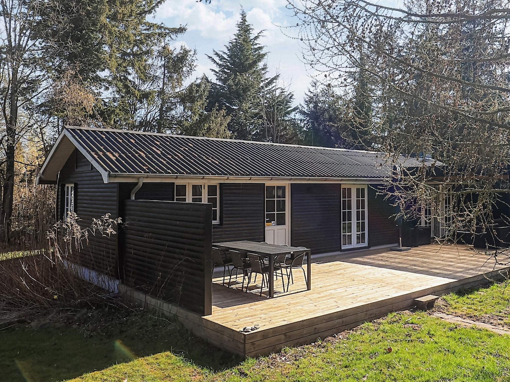 6 Person Holiday Home in Rodby
