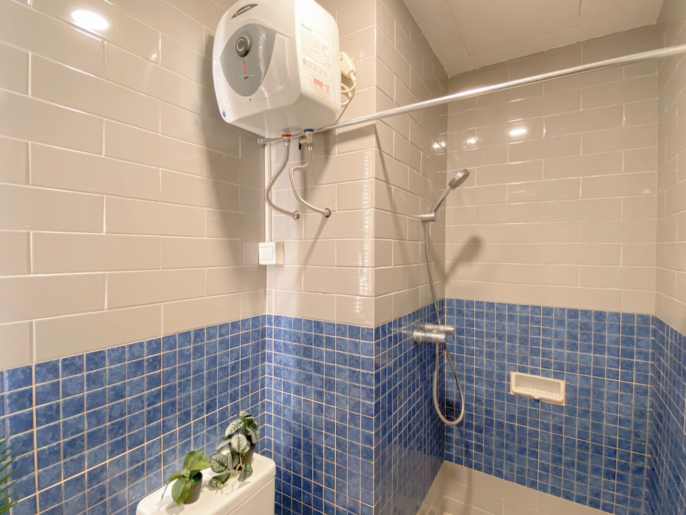 Great Choice 1Br Apartment At Green Bay Condominium