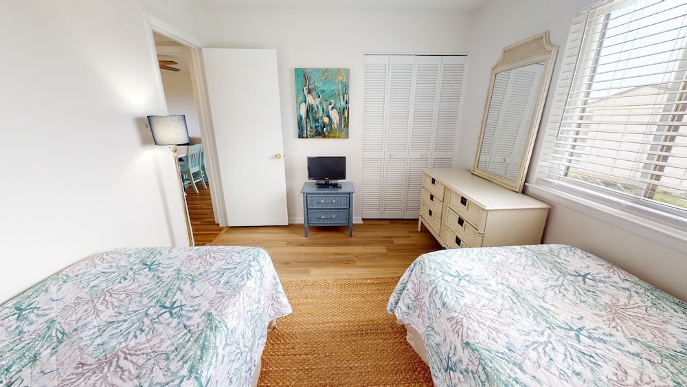 Lighthouse Point 2 by Tybee Vacation Rentals